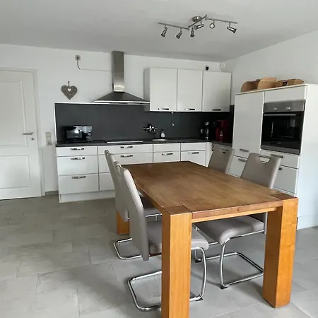 Eifel Mosel Hunsrueck Bergweiler