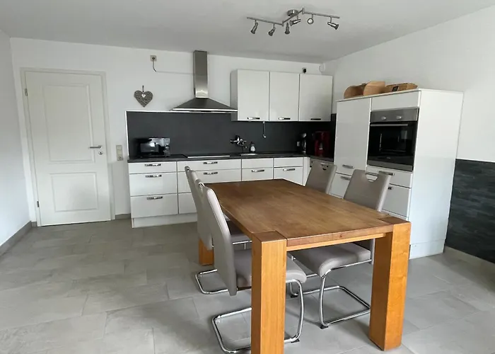 Eifel Mosel Hunsrueck Bergweiler